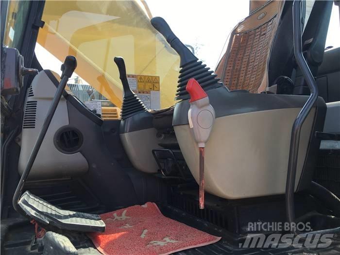 Komatsu PC 200-8 Bageri guseničari