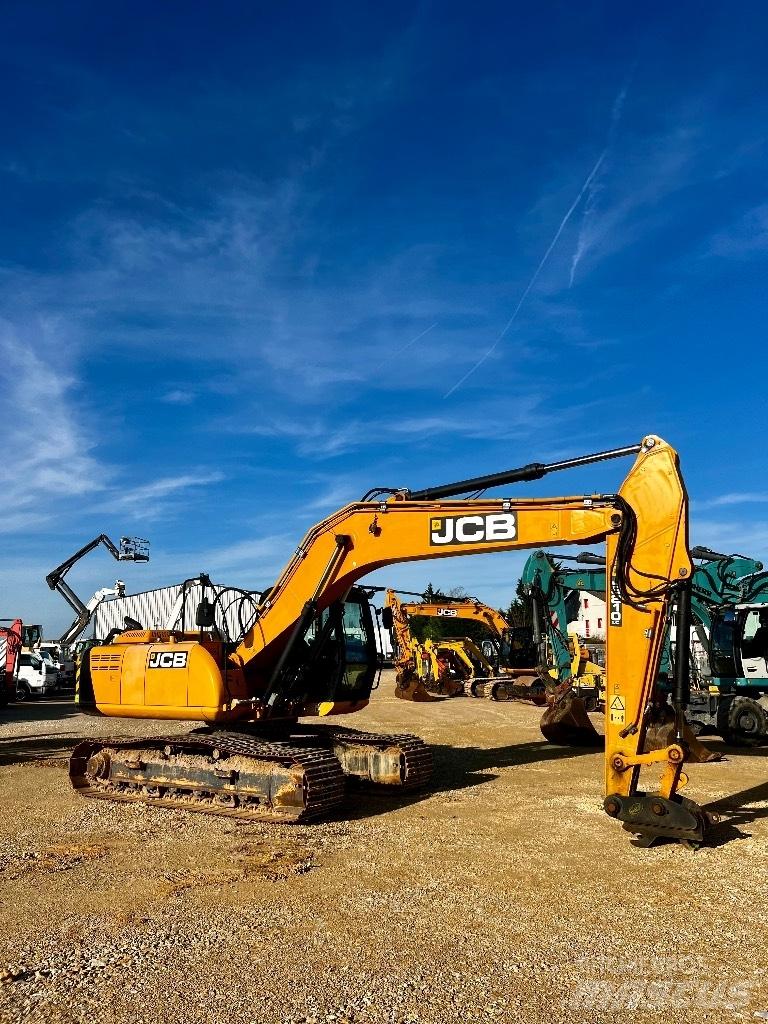 JCB JS 210 LCT4 Bageri guseničari