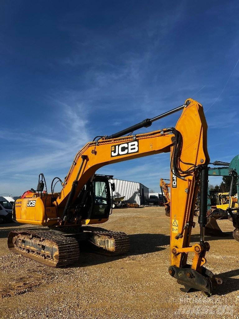 JCB JS 210 LCT4 Bageri guseničari