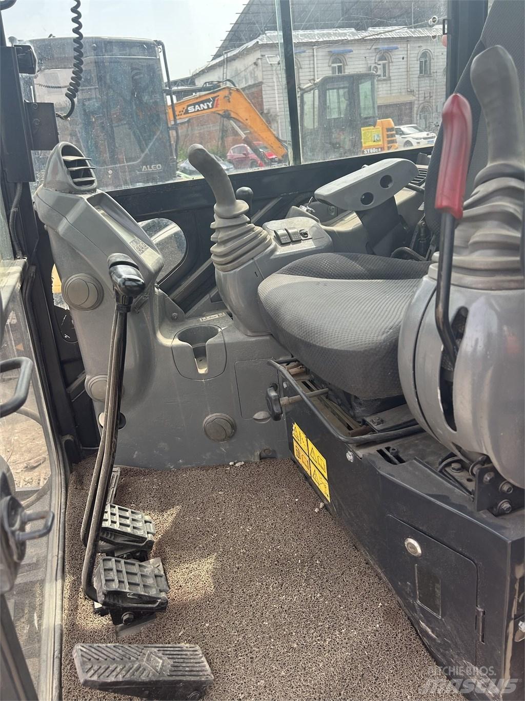 Hitachi ZX55 Mini bageri < 7t