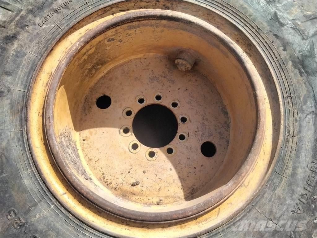 Rottne 2004 14-25 Gume, točkovi i felne