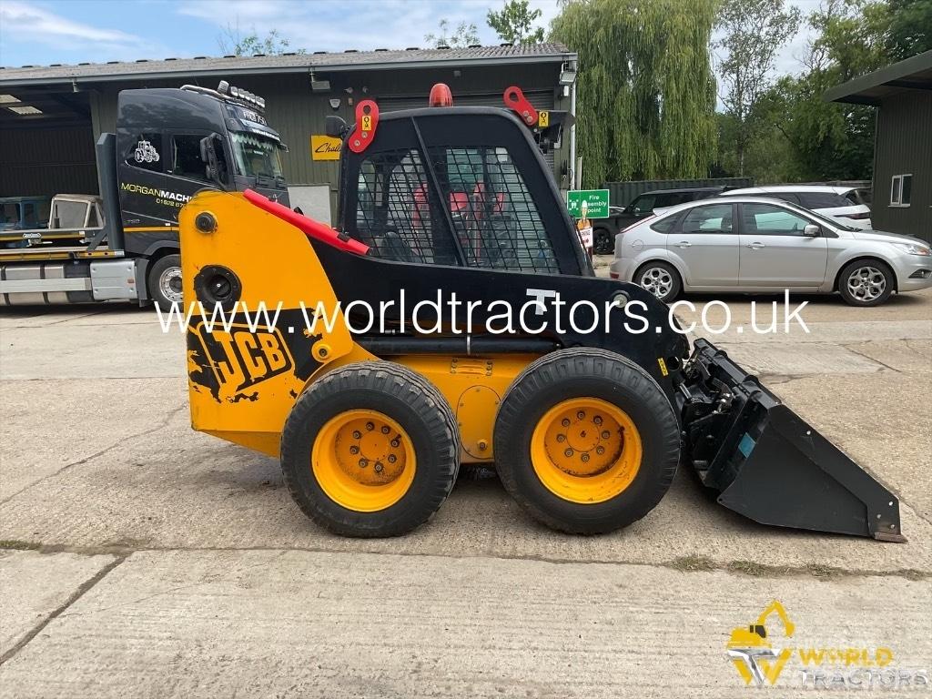 JCB Robot Skid steer mini utovarivači
