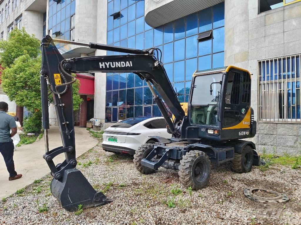CAT R60W Bageri točkaši
