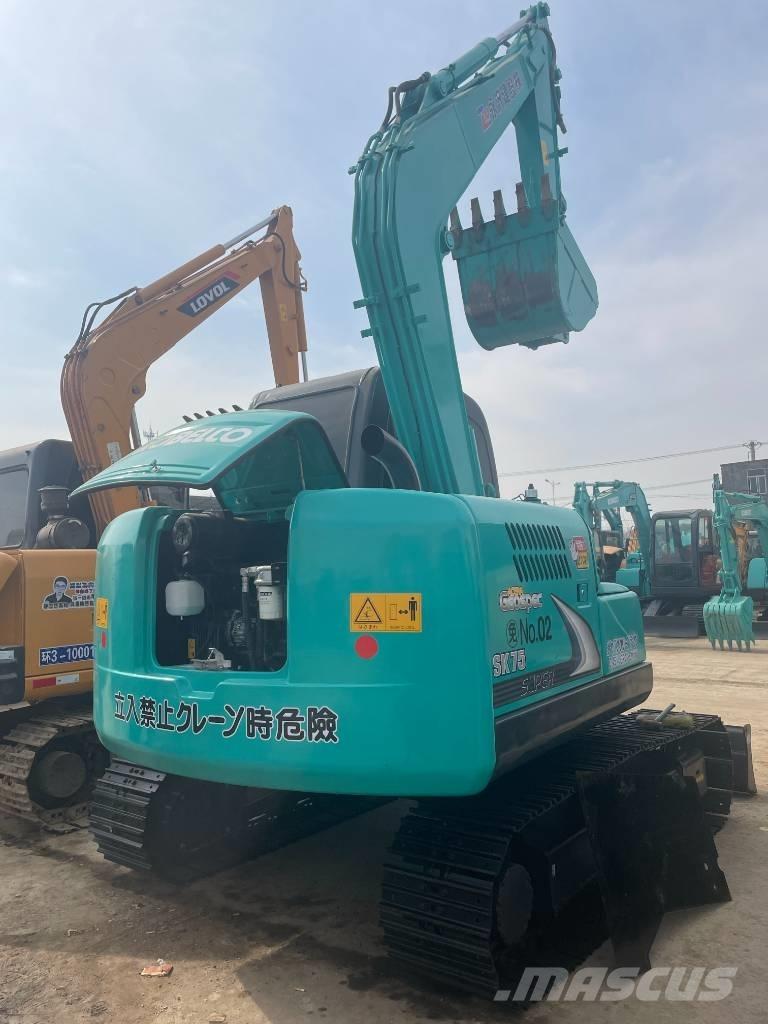 Kobelco SK 75 Bageri guseničari