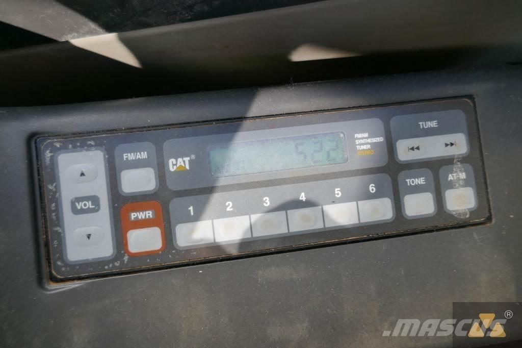 Morooka MST2300VD Damperi na gusenice