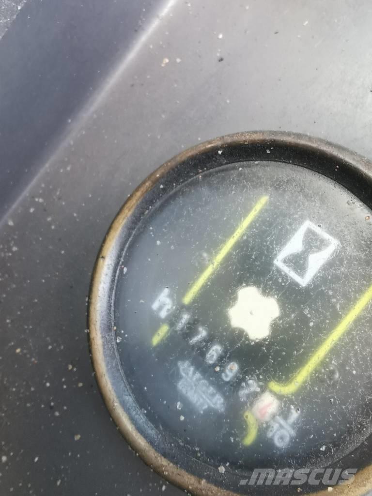 CASE WX 150 Bageri točkaši