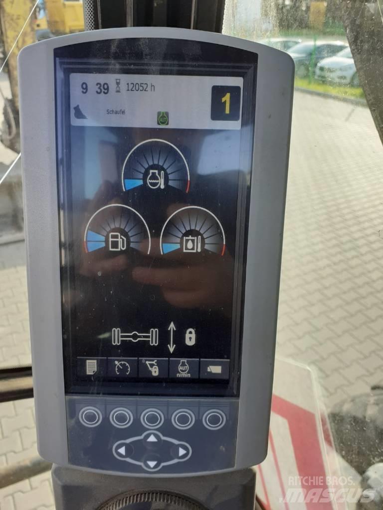 CAT M 322 D Bageri točkaši