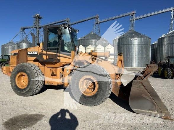 CASE 821C Utovarivači na točkove