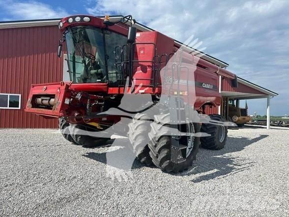Case IH 8120 Kombajni