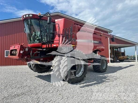 Case IH 8120 Kombajni