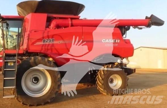 Case IH 8250 Kombajni