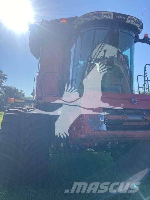 Case IH 8250 Kombajni