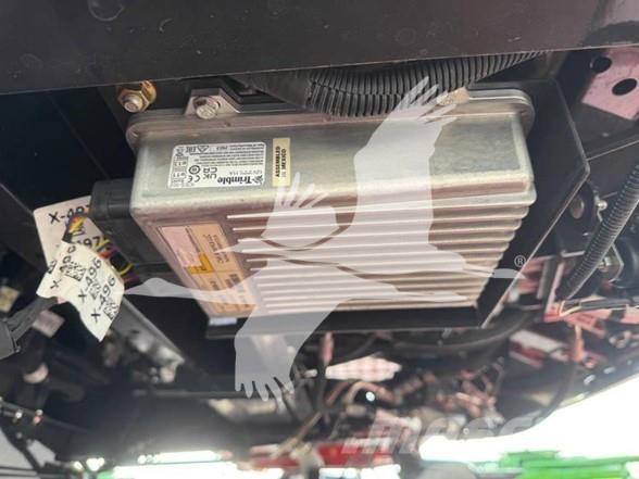 Case IH 8250 Kombajni