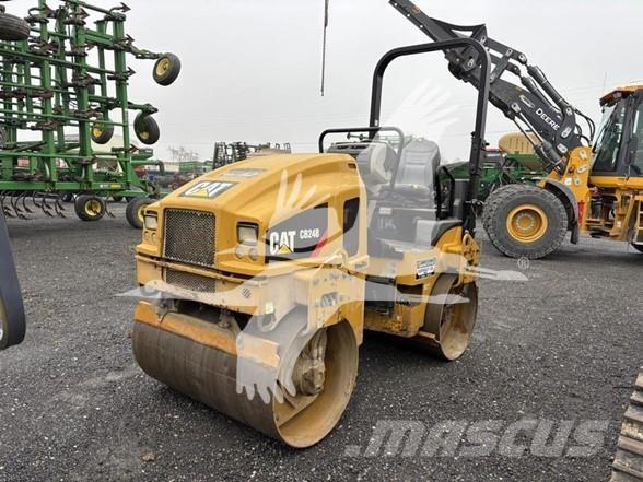 CAT CB24B Valjci sa jednim bubnjem