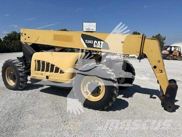 CAT TL943 Teleskopski viljuškari