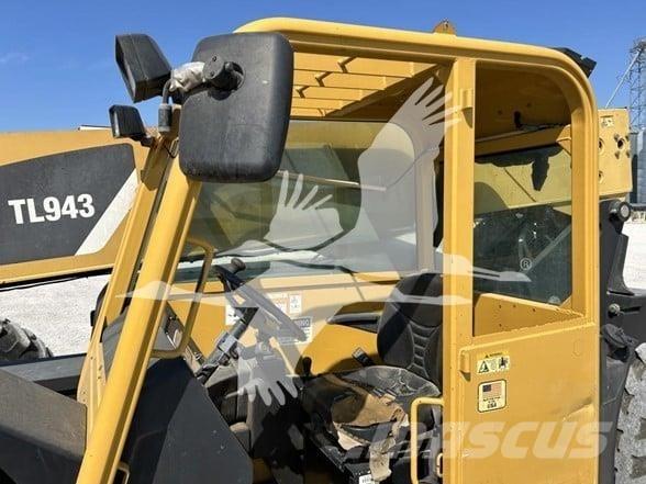 CAT TL943 Teleskopski viljuškari
