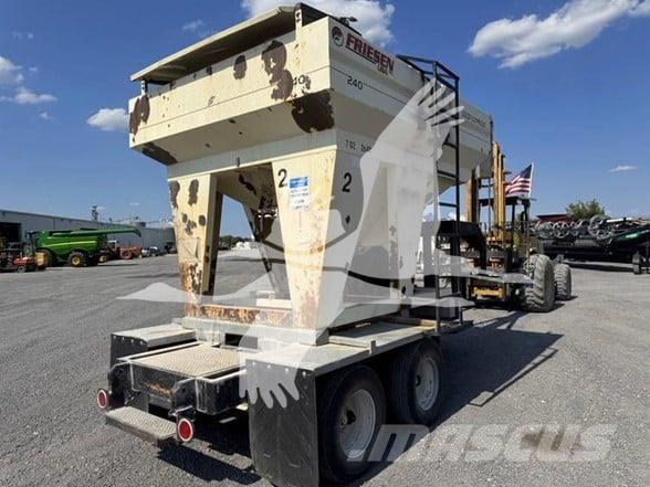 Friesen 240 Sejačice