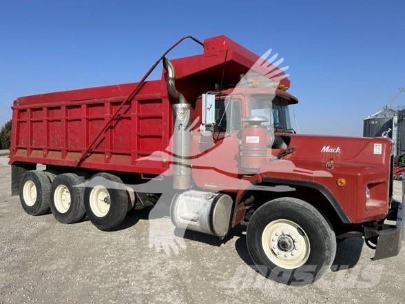 Mack RB688S Kiperi kamioni