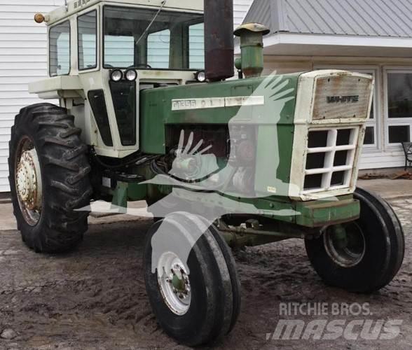 Oliver G1355 Traktori