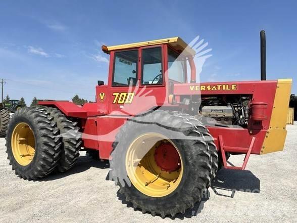 Versatile 700 Traktori