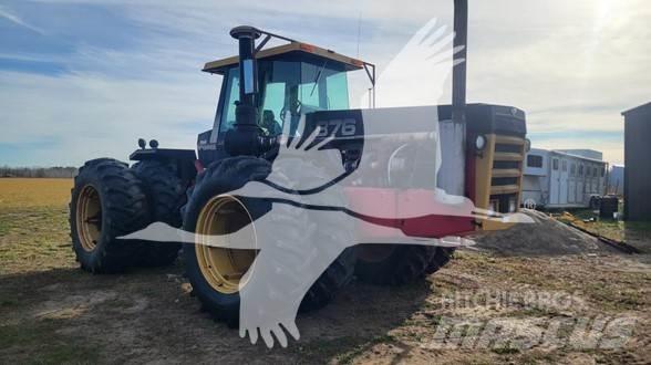 Versatile 876 Traktori
