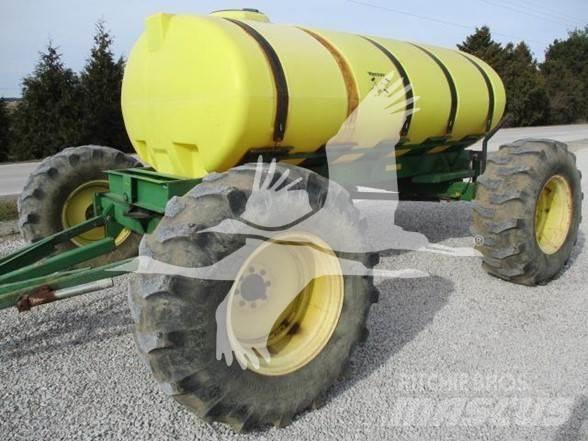 YETTER 1600 Rasturači mineralnog đubriva