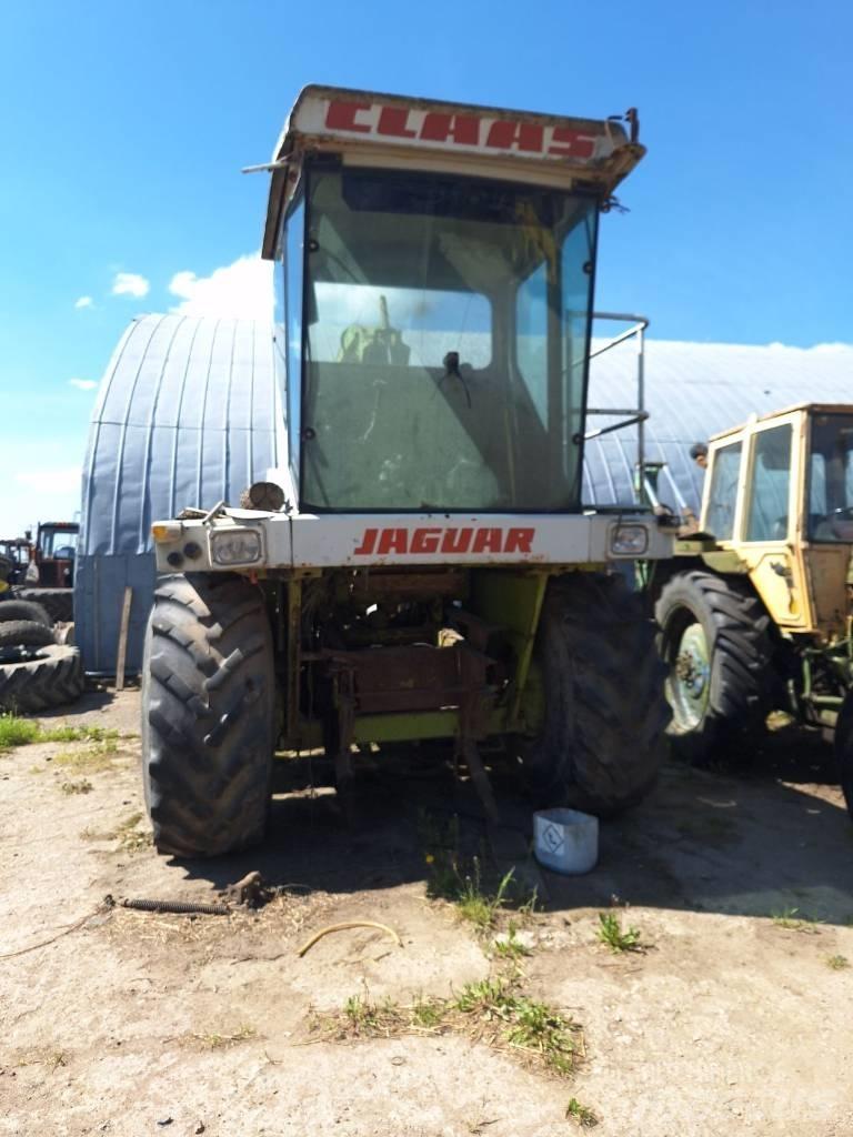 CLAAS Jaguar 690 SL Mašine za stočnu hranu sa sopstvenim pogonom