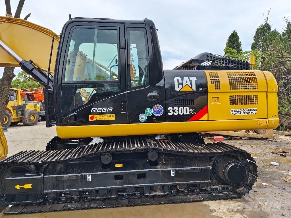 CAT 330D2L Bageri guseničari