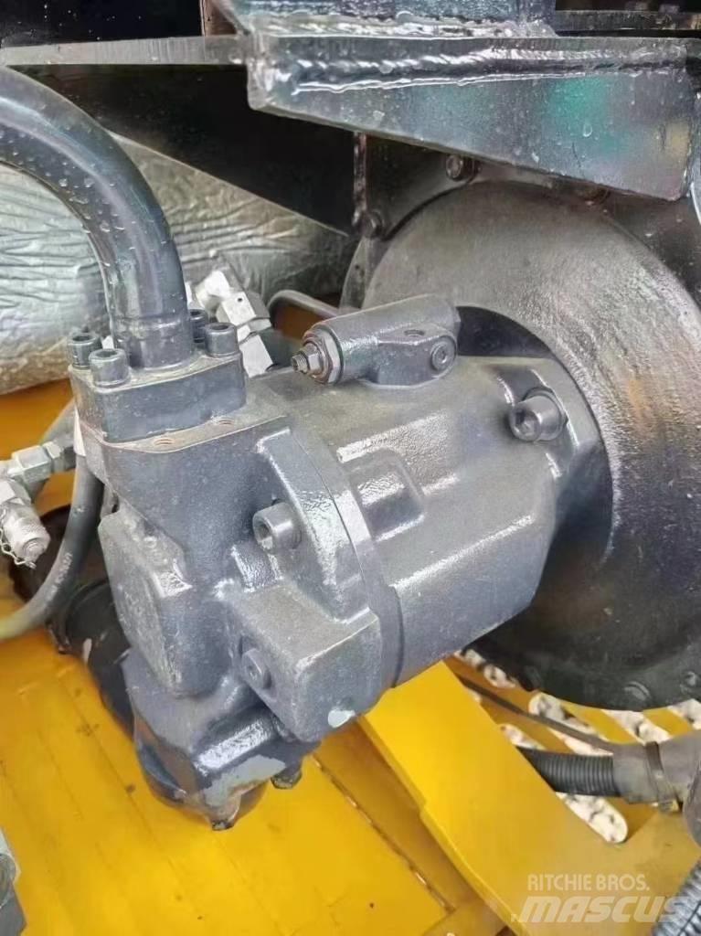 XCMG 60 Bageri guseničari