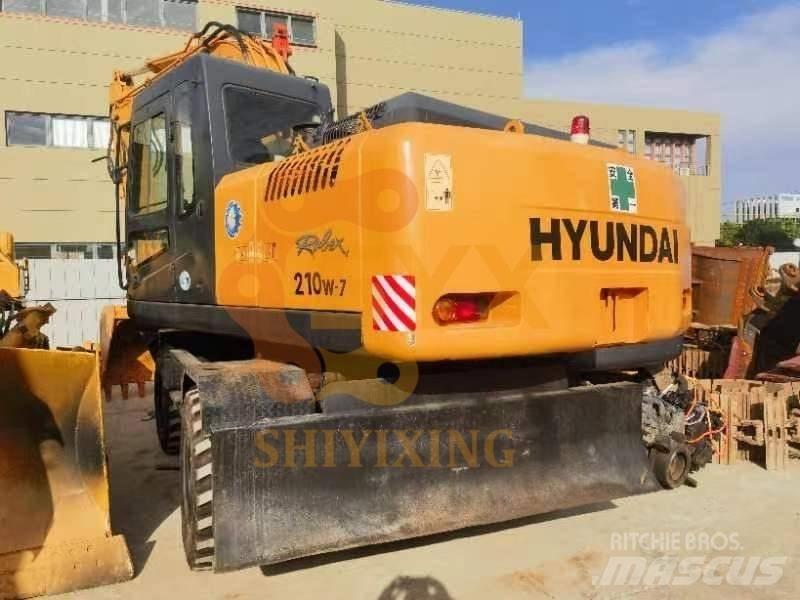 Hyundai 210W-7 Bageri točkaši