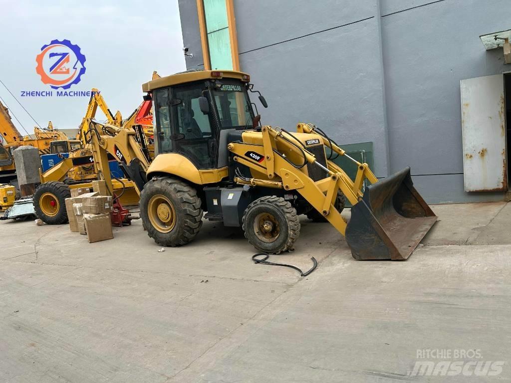 CAT 420 F Rovokopači