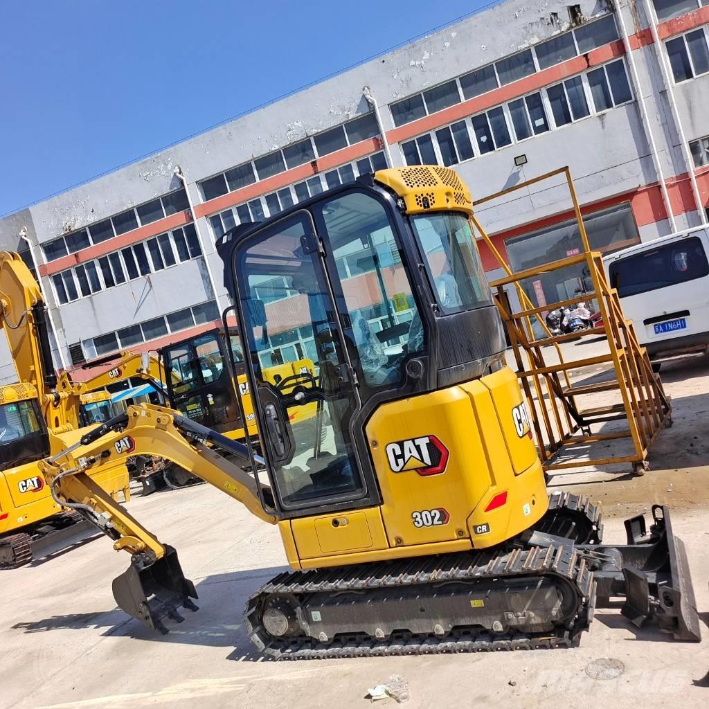 CAT 302 CR Mini bageri < 7t