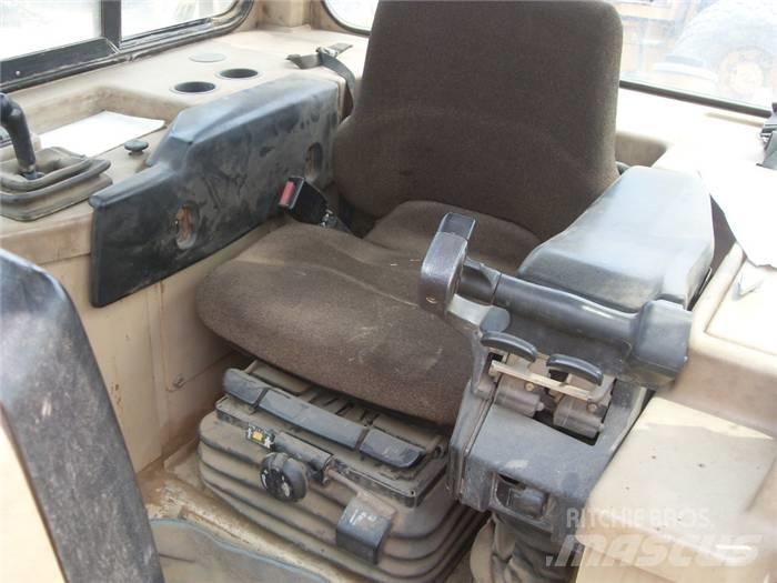 CAT D 6 M LGP Buldožeri guseničari