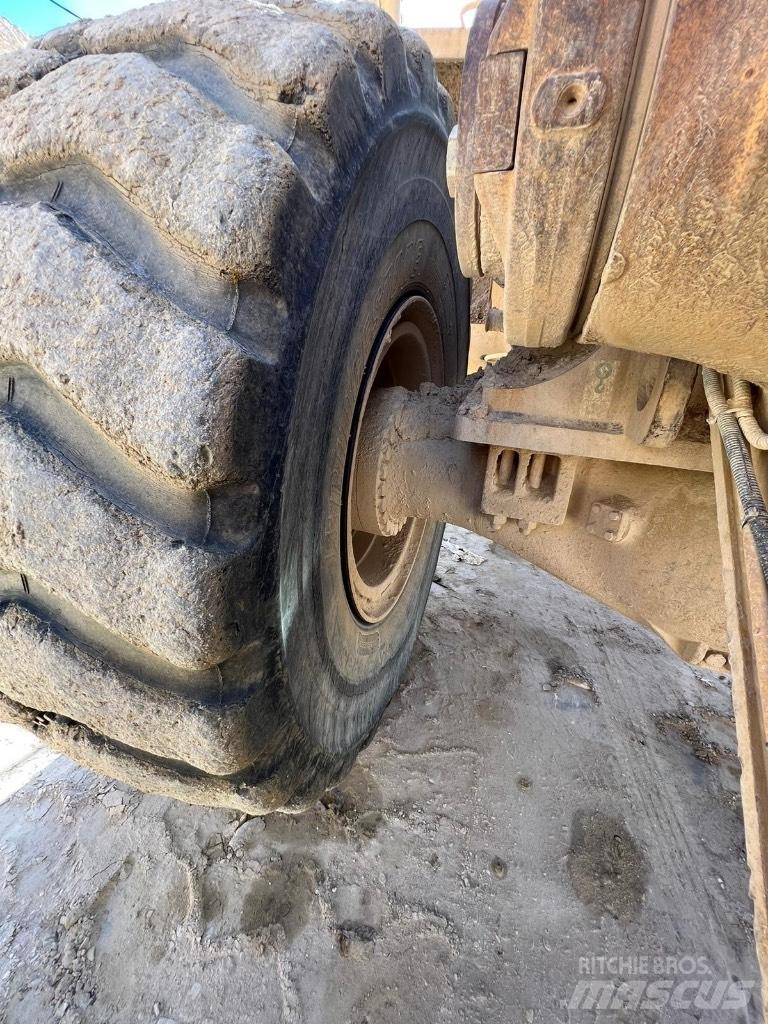 CAT 988 G Utovarivači na točkove