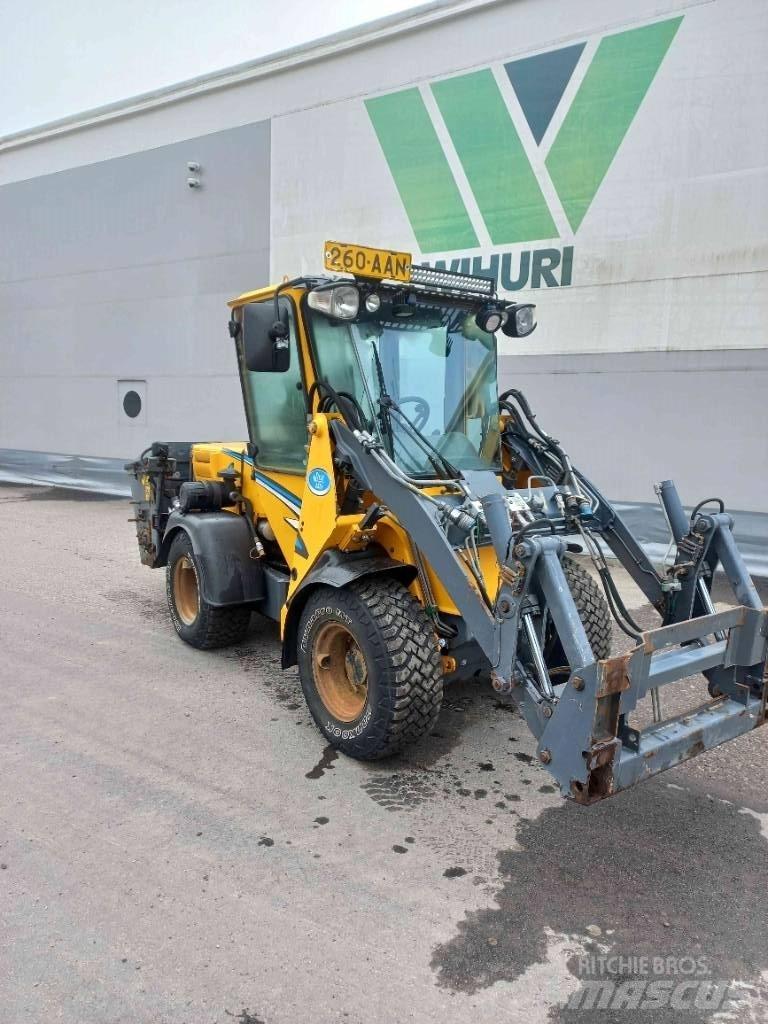 Wille 335B Manji traktori