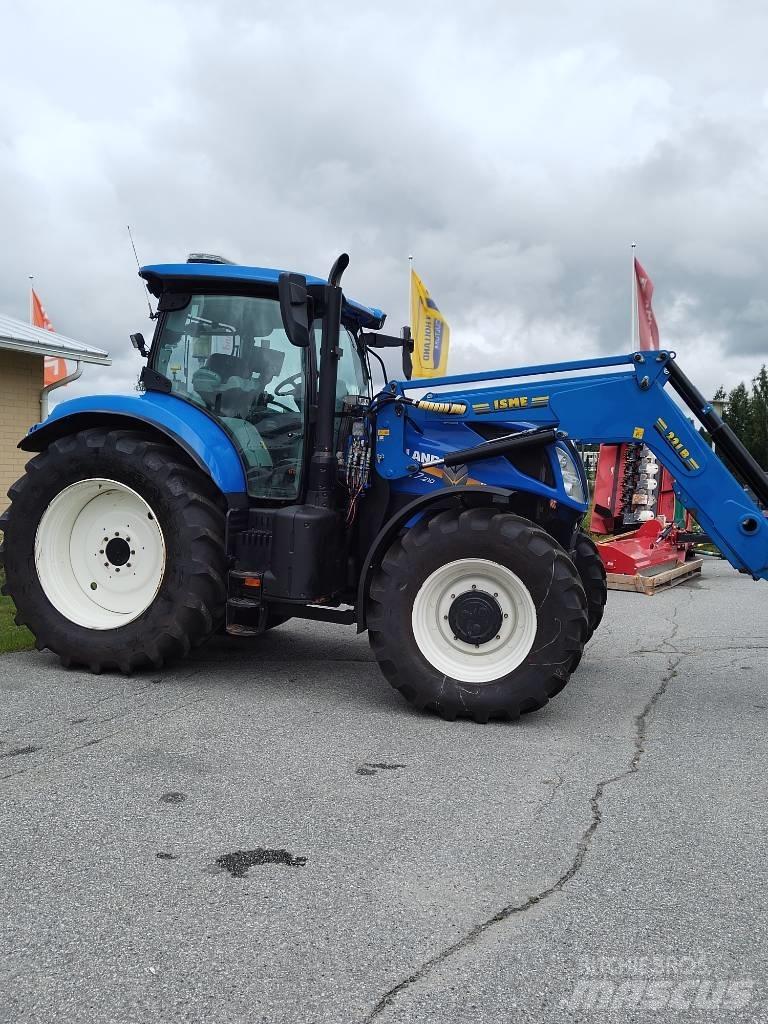 New Holland T7.210AC Traktori