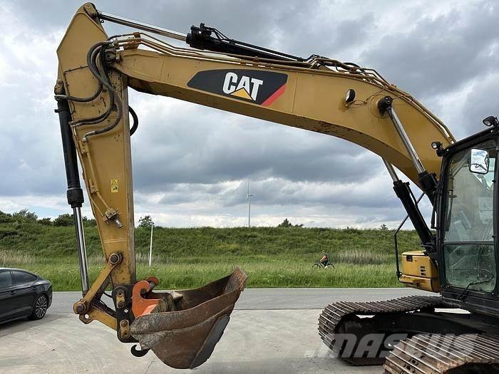 CAT 320FL Bageri guseničari