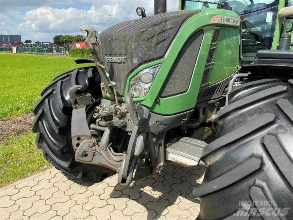 Fendt 724 PROFI Traktori
