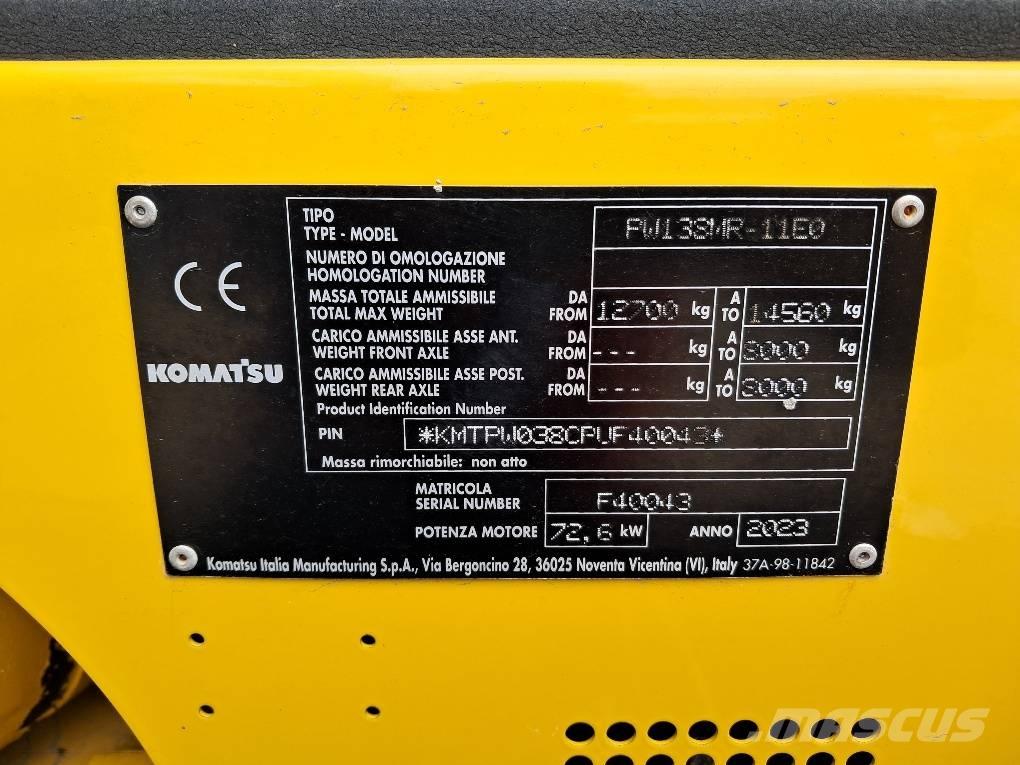 Komatsu PW138MR-11E0 Bageri točkaši