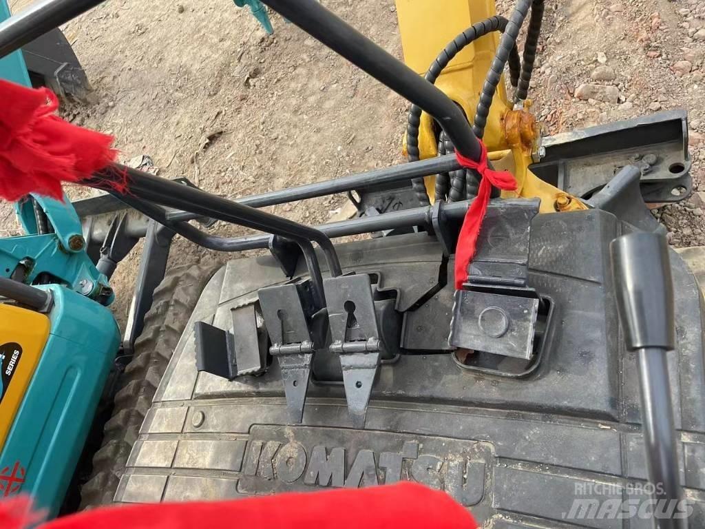 Komatsu PC18 Bageri guseničari