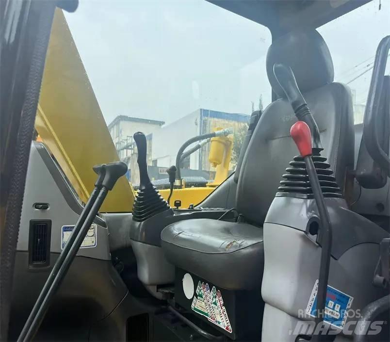 Komatsu PC 78 US-6 Midi bageri 7t – 12t