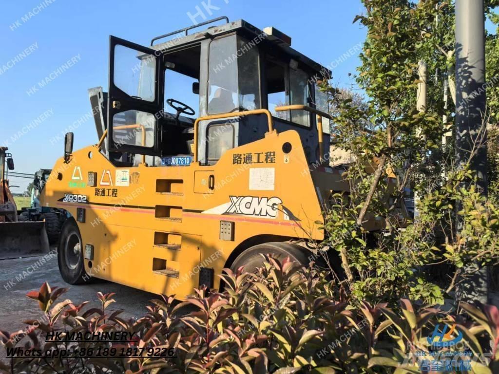 XCMG XP302 Gumeni valjci na točkovima