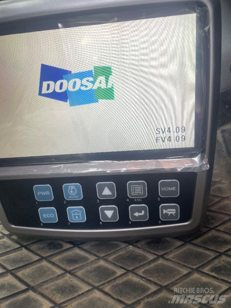 Doosan DX 140 LCR-3 Elektronika