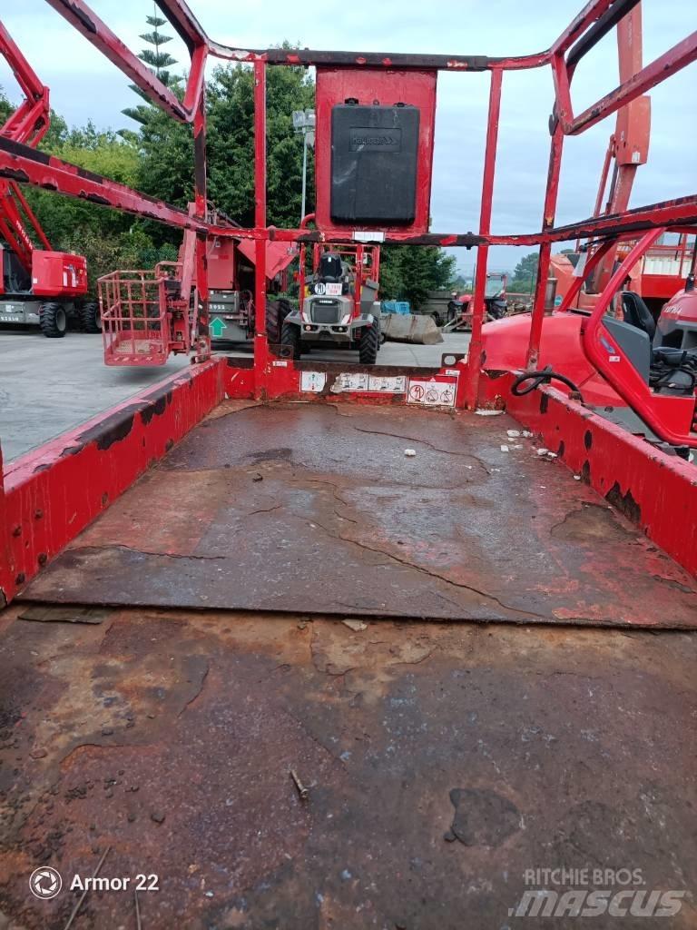 Haulotte Compact 10 Makazaste platforme