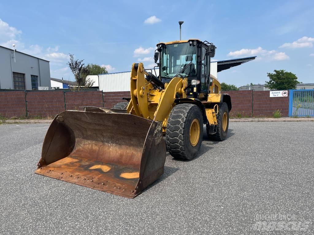CAT 930M Utovarivači na točkove
