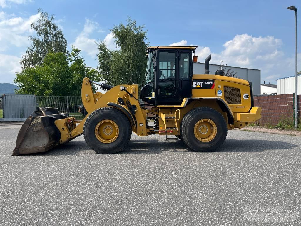 CAT 930M Utovarivači na točkove