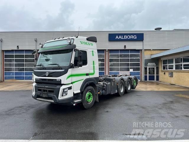 Volvo FMX 500 Rol kiper kamioni sa kukom za podizanje tereta