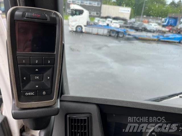 Volvo FMX 500 Rol kiper kamioni sa kukom za podizanje tereta