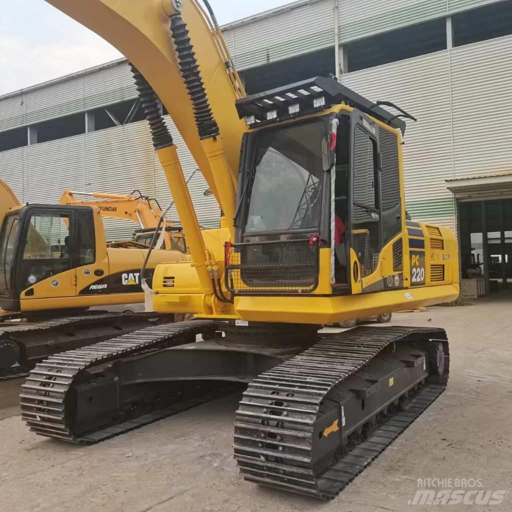 Komatsu PC 220-8 Bageri guseničari