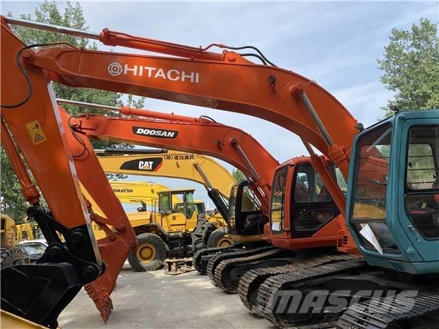 Hitachi EX200-3 Bageri guseničari